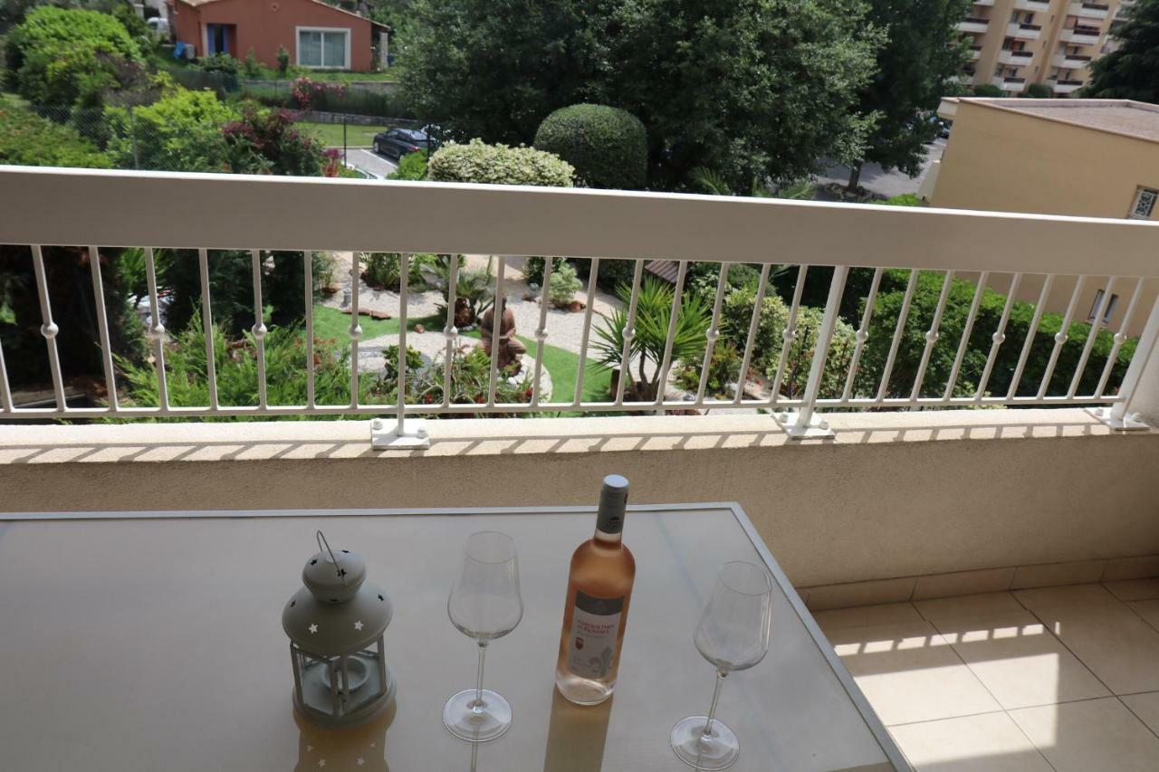 Renoir Appartement Cagnes-sur-Mer Exteriör bild